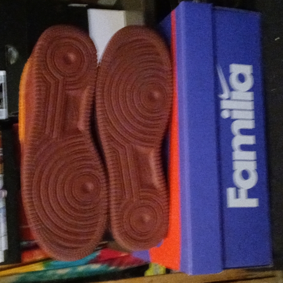 Nike - Picture 8 of 8